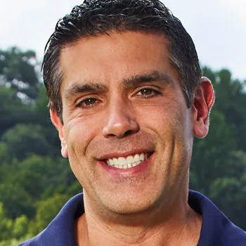 Headshot of David Schreiber